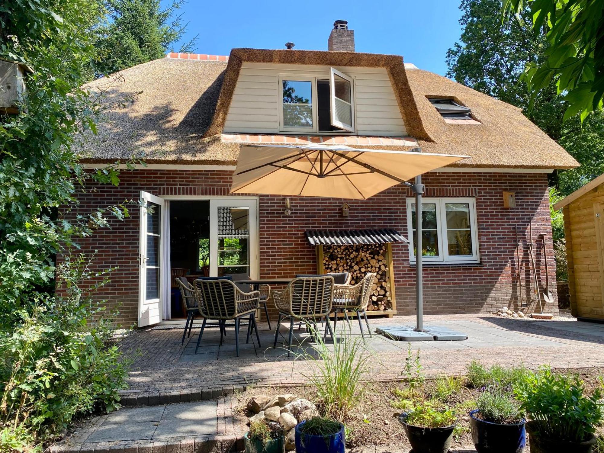 Huisje Aan De Bosrand - Veluwe Epe Luaran gambar